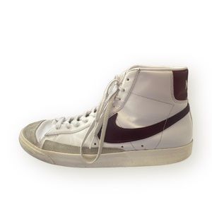 NIKE BLAZER MID 77 MAROON SWOOSH